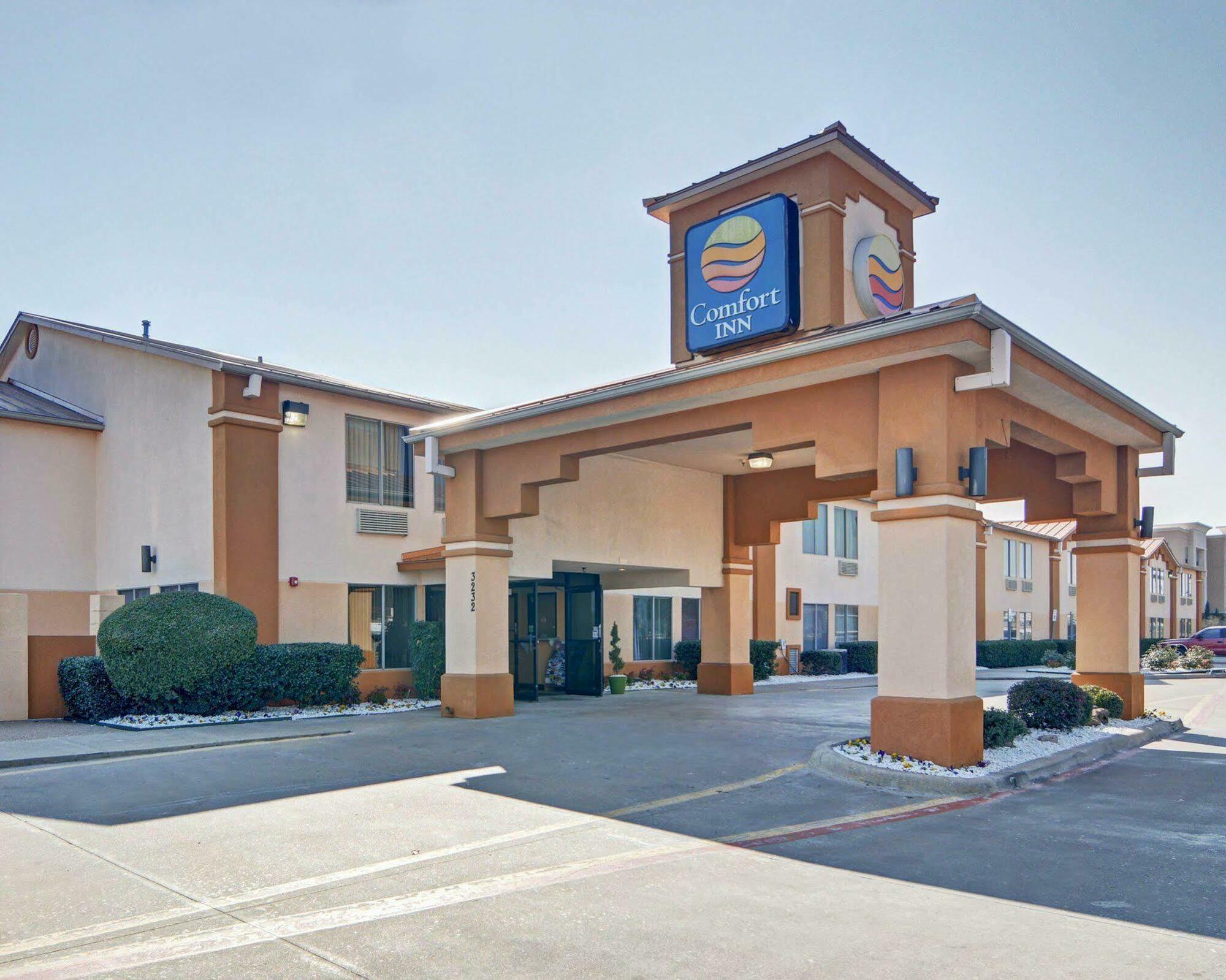 Quality Inn Forest Hill - Fort Worth South Extérieur photo